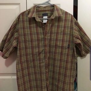 Short sleeve casual Patagonia button up